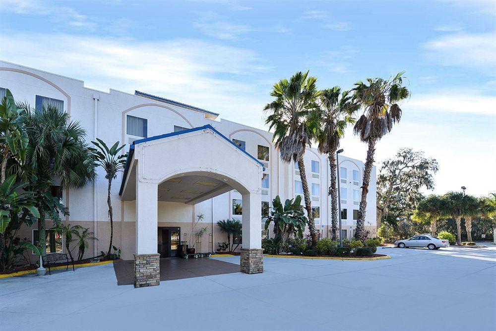 אלנטון Sleep Inn & Suites Riverfront מראה חיצוני תמונה