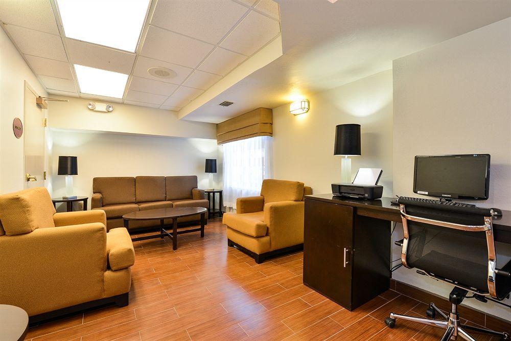 אלנטון Sleep Inn & Suites Riverfront מראה חיצוני תמונה