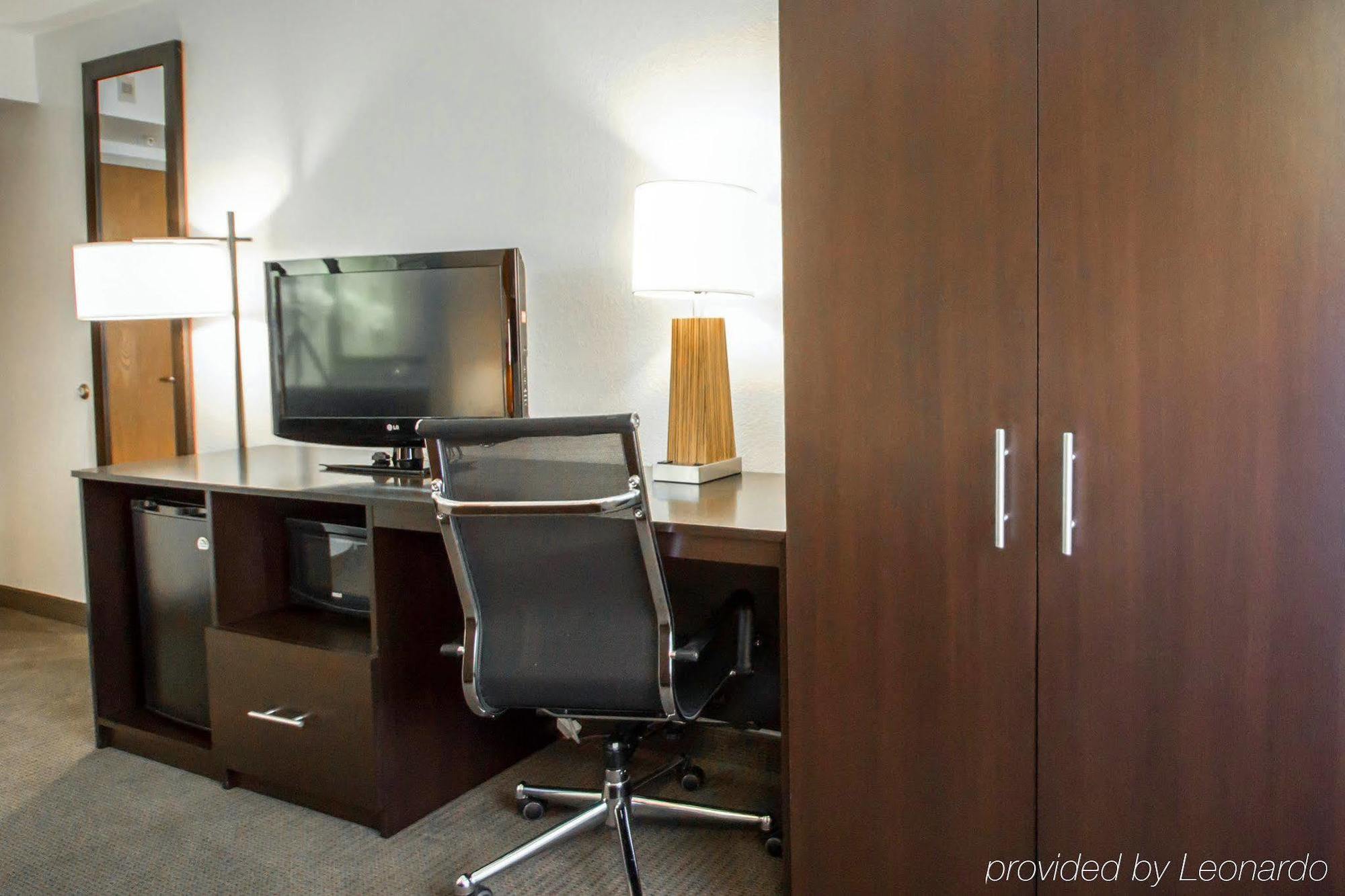 אלנטון Sleep Inn & Suites Riverfront מראה חיצוני תמונה