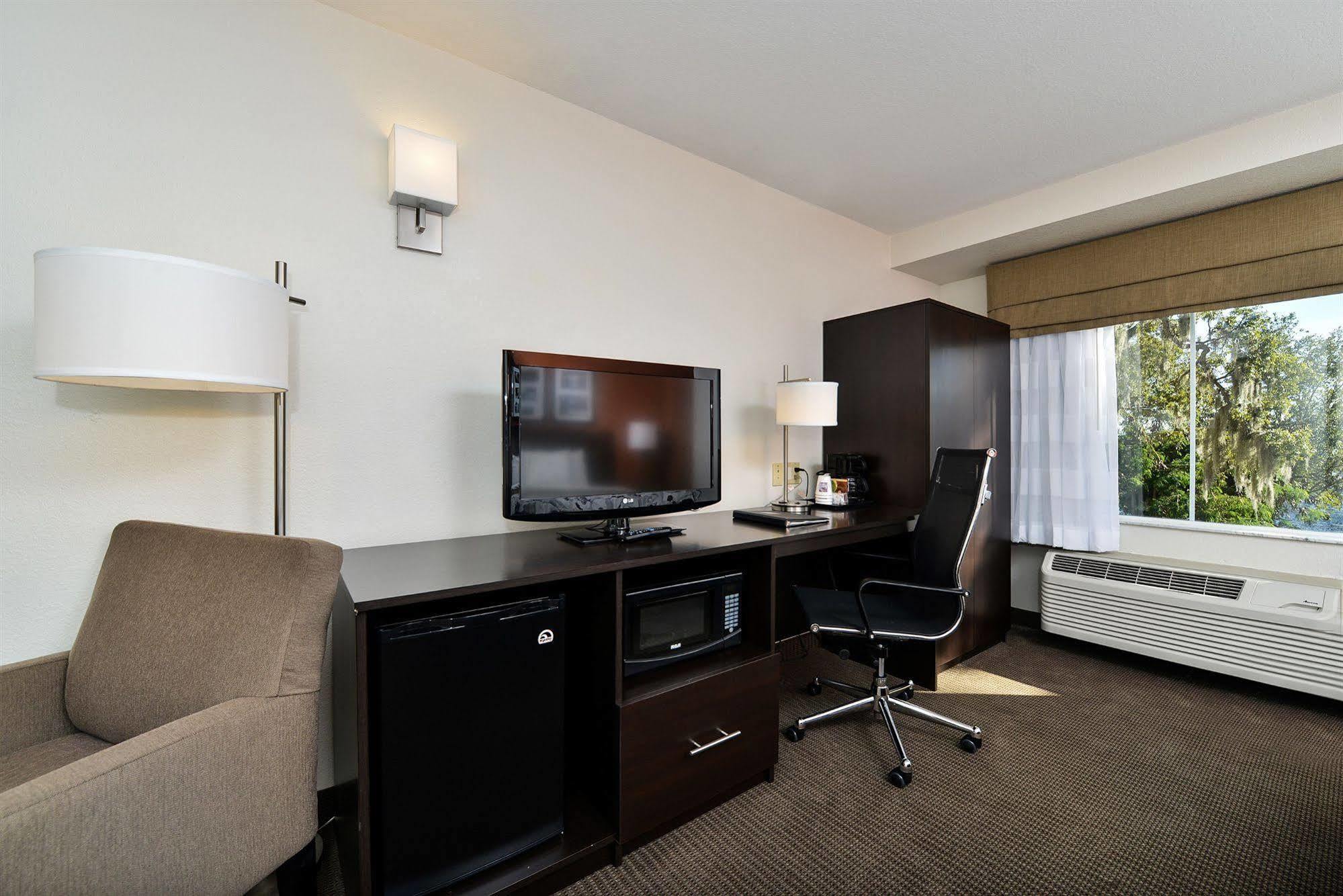 אלנטון Sleep Inn & Suites Riverfront מראה חיצוני תמונה