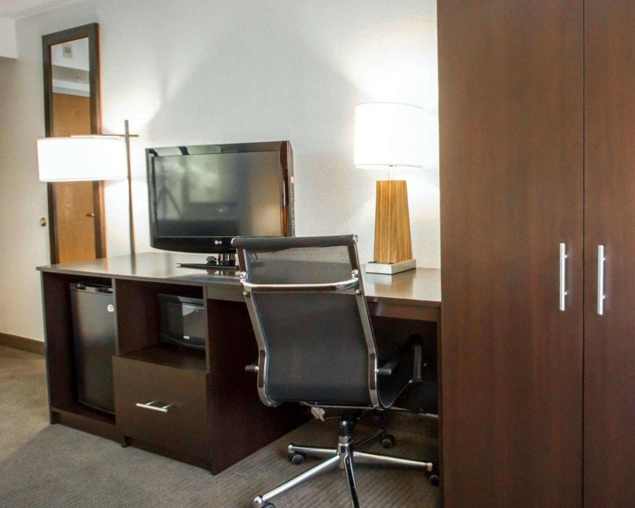 אלנטון Sleep Inn & Suites Riverfront מראה חיצוני תמונה