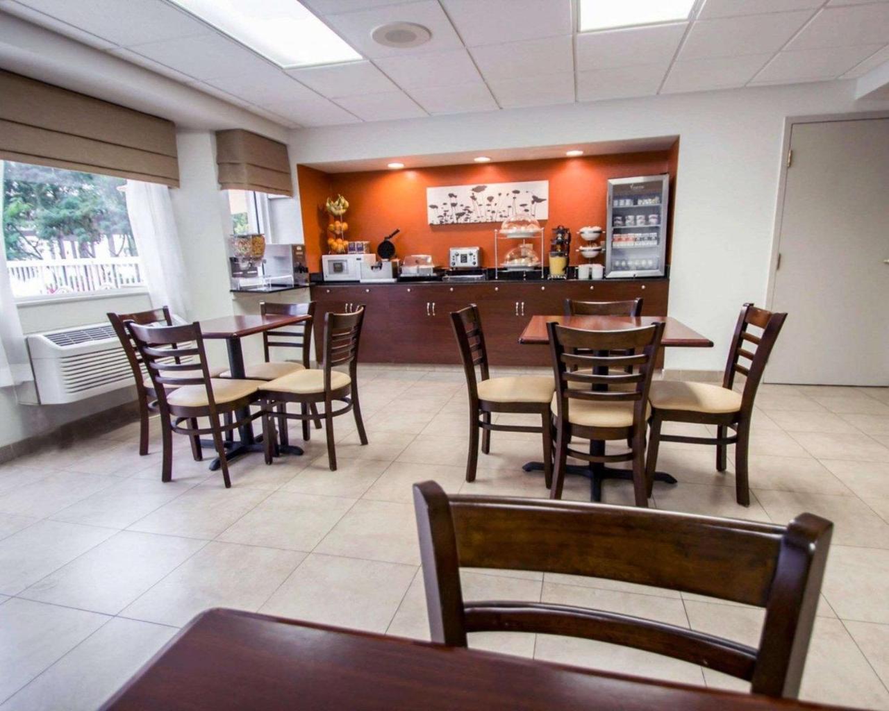 אלנטון Sleep Inn & Suites Riverfront מראה חיצוני תמונה